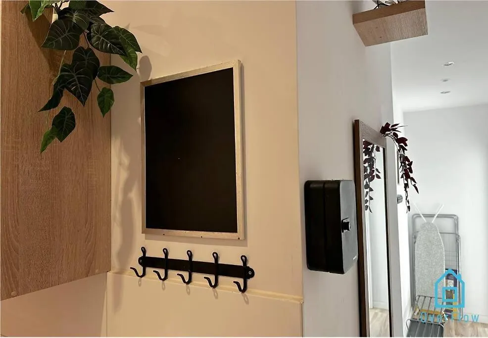 Waza Room - Peaceful Retreat, 10 Minutes To Gdansk Old Town & Seaside 0*,