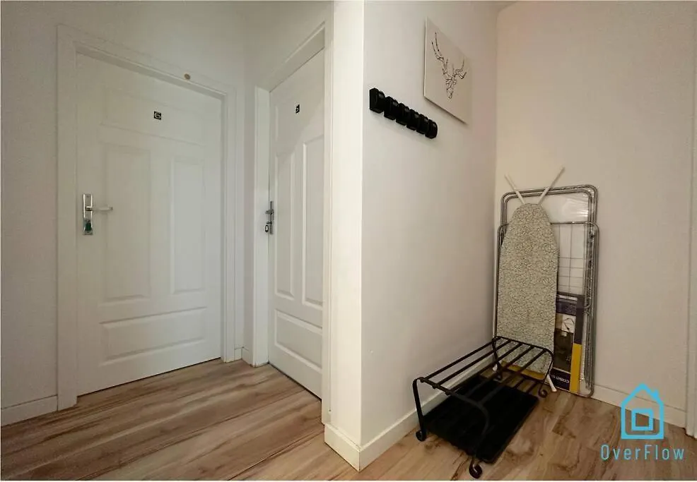 Waza Room - Peaceful Retreat, 10 Minutes To Gdansk Old Town & Seaside Kwatera prywatna
